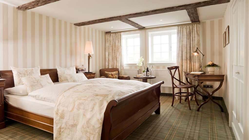 Althoff Hotel Fuerstenhof Celle Cameră foto A room at the Hotel Axelmannstein