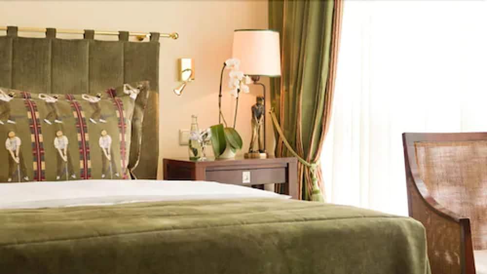 Althoff Hotel Fuerstenhof Celle Exterior foto A room at the hotel