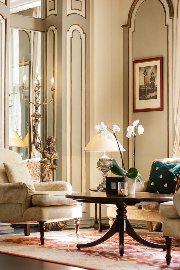 Althoff Hotel Fuerstenhof Celle Exterior foto A living room at the hotel