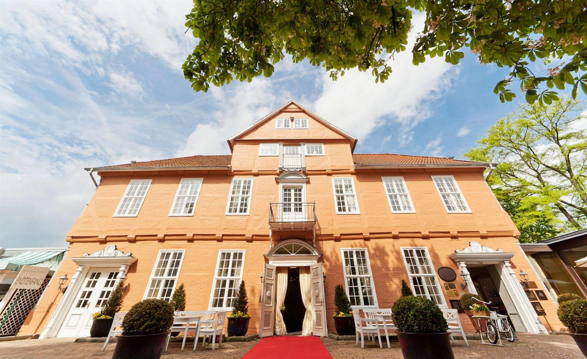 Althoff Hotel Fuerstenhof Celle Exterior foto The former post office